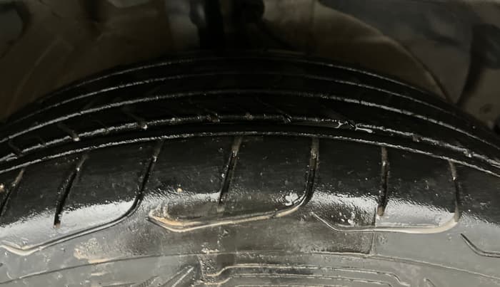 2020 MG HECTOR PLUS SHARP 1.5 PETROL TURBO DCT 6-STR, Petrol, Automatic, 52,464 km, Right Front Tyre Tread