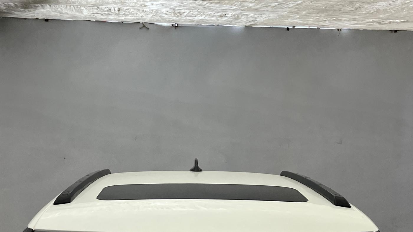 2024 Tata PUNCH Adventure (S) AMT, Petrol, Manual, 5,598 km, Moonroof/ Sunroof
