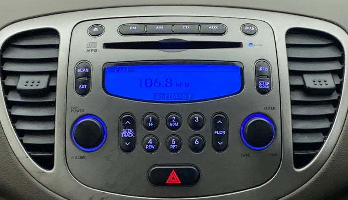 2014 Hyundai i10 SPORTZ 1.1, Petrol, Manual, 20,808 km, Infotainment System