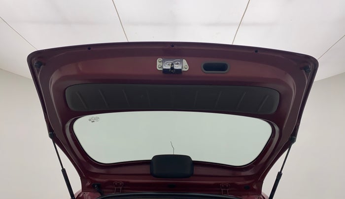 2014 Hyundai i10 SPORTZ 1.1, Petrol, Manual, 20,808 km, Boot Door Open