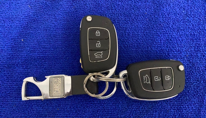 2016 Hyundai Creta BASE 1.6 PETROL, Petrol, Manual, 54,311 km, Key Close Up