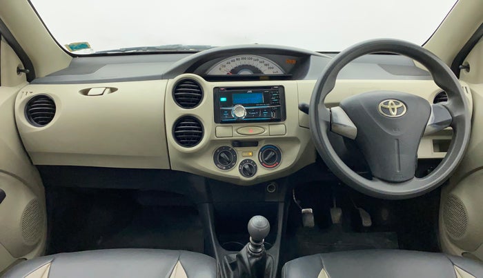 2012 Toyota Etios Liva GD SP, Diesel, Manual, 1,25,202 km, Dashboard