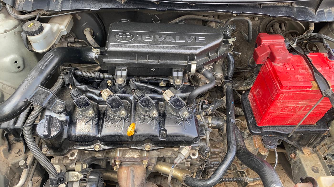 2013 Toyota Etios Liva V, Petrol, Manual, 61,478 km, Engine View