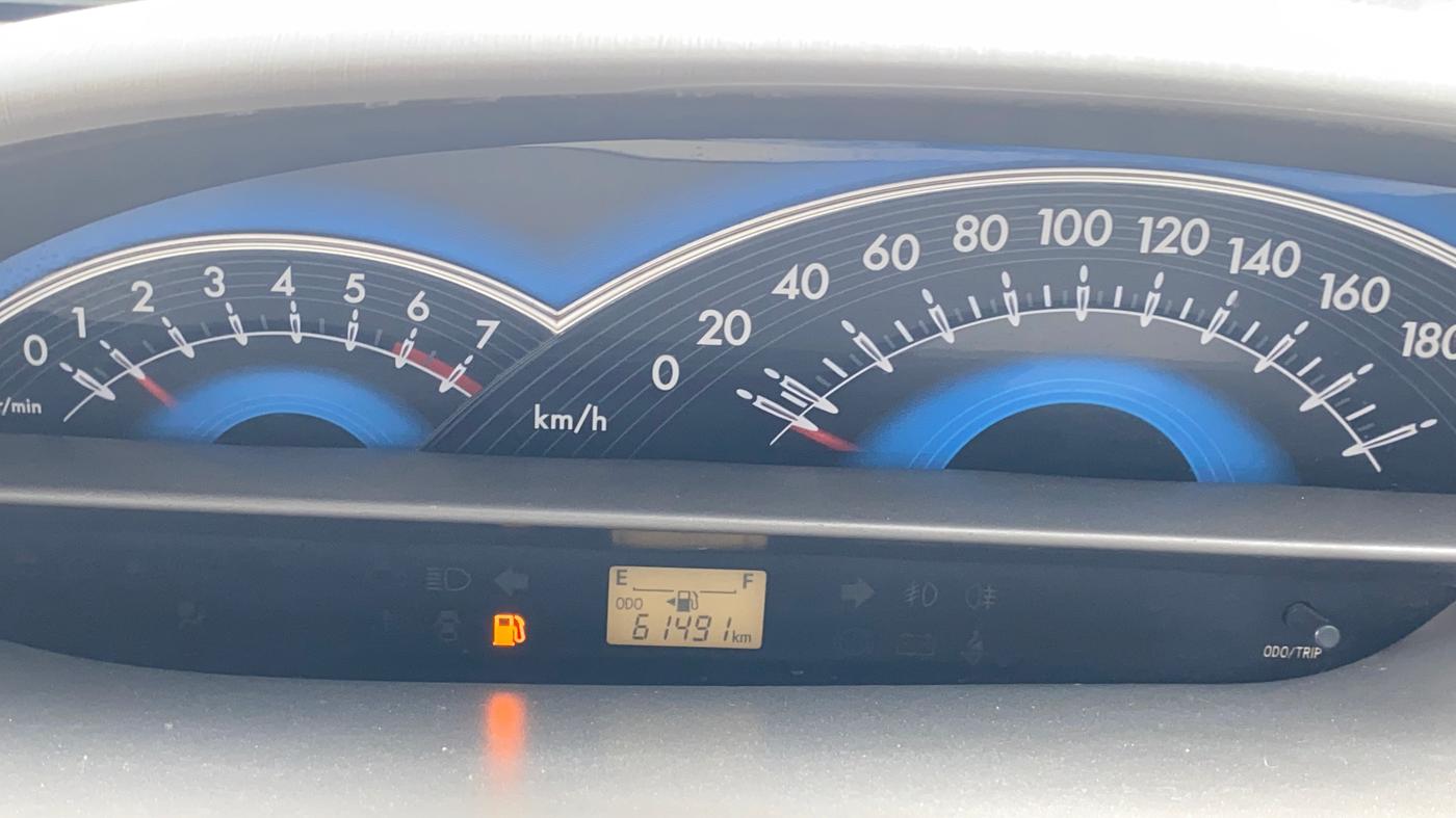 2013 Toyota Etios Liva V, Petrol, Manual, 61,478 km, Odometer Image