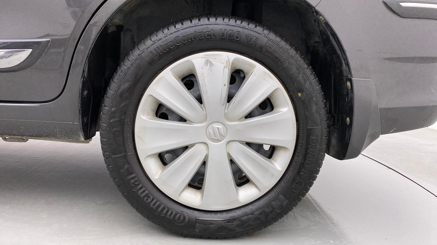 2018 Maruti Ertiga VDI SHVS, Diesel, Manual, 1,06,110 km, Left Rear Wheel
