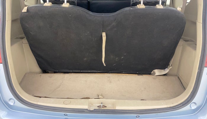 2015 Maruti Ertiga VDI, Diesel, Manual, 84,925 km, Boot Inside