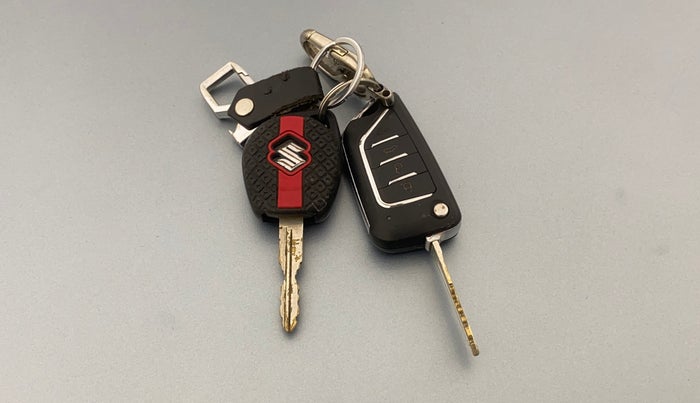 2015 Maruti Ertiga VDI, Diesel, Manual, 84,925 km, Key Close Up