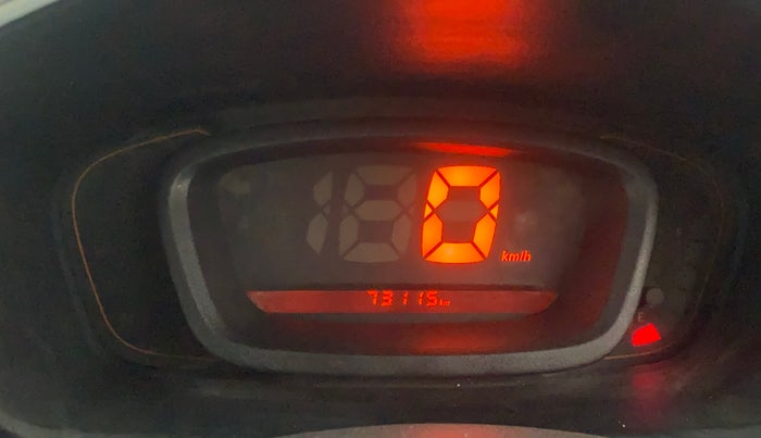 2016 Renault Kwid RXT 0.8, Petrol, Manual, 73,071 km, Odometer Image