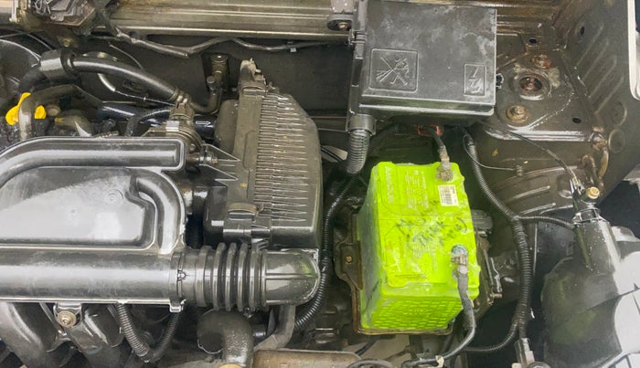 2016 Renault Kwid RXT 0.8, Petrol, Manual, 73,071 km, Engine View - Left