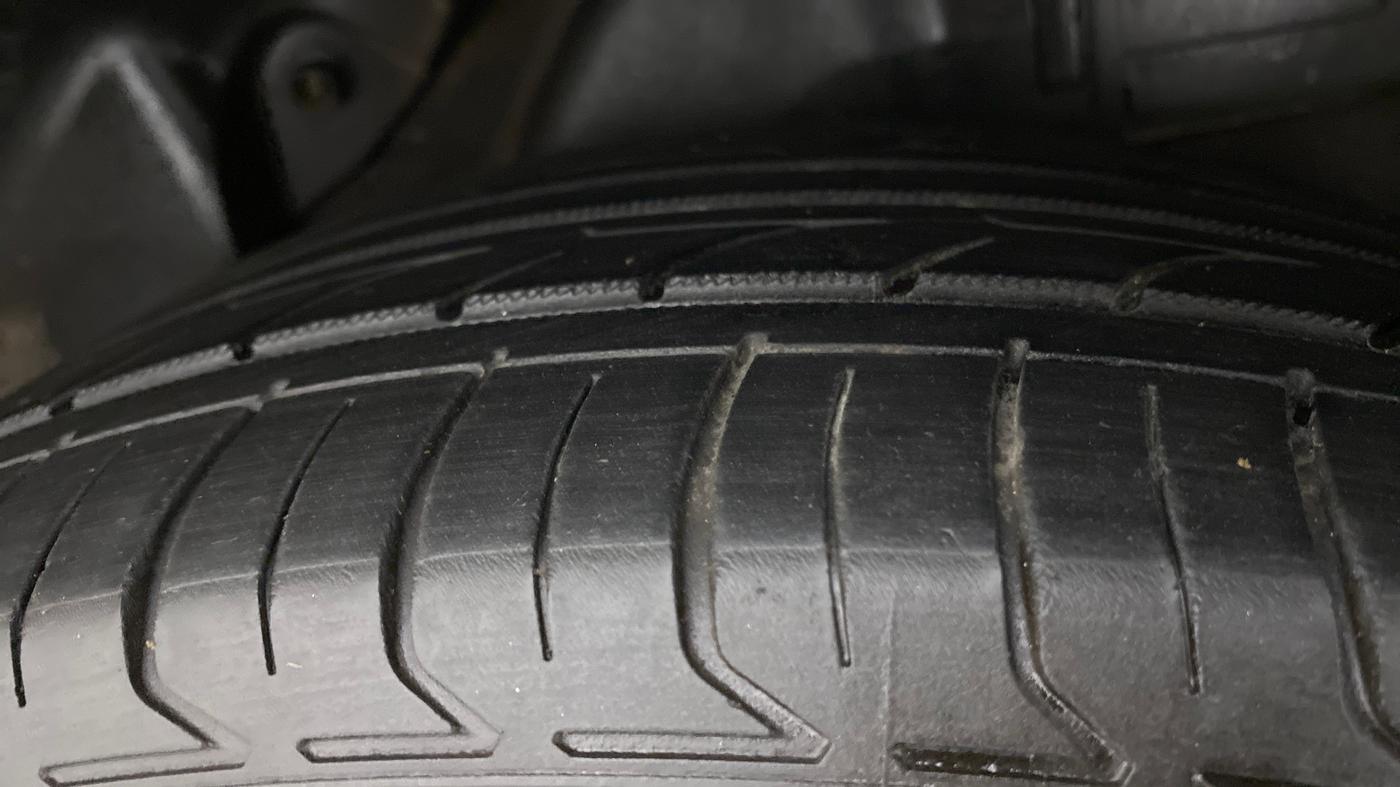 2015 Hyundai New Elantra 1.6 SX AT, Diesel, Automatic, 85,790 km, Left Rear Tyre Tread