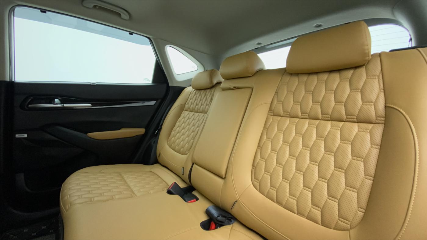 2021 KIA SELTOS HTX+ MT 1.5 DIESEL, Diesel, Manual, 6,413 km, Right Side Rear Door Cabin
