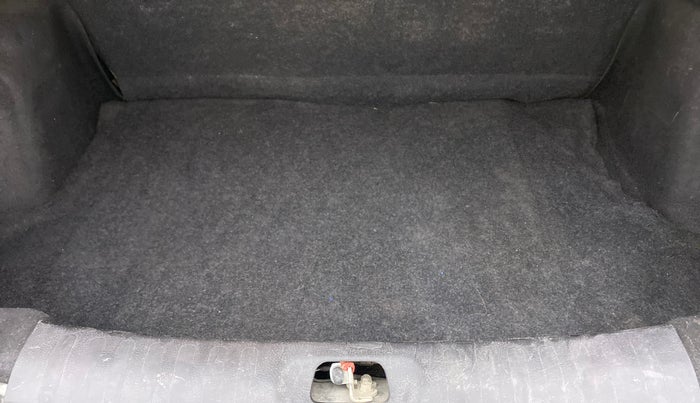 2013 Maruti Swift Dzire VXI, Petrol, Manual, 37,622 km, Boot Inside