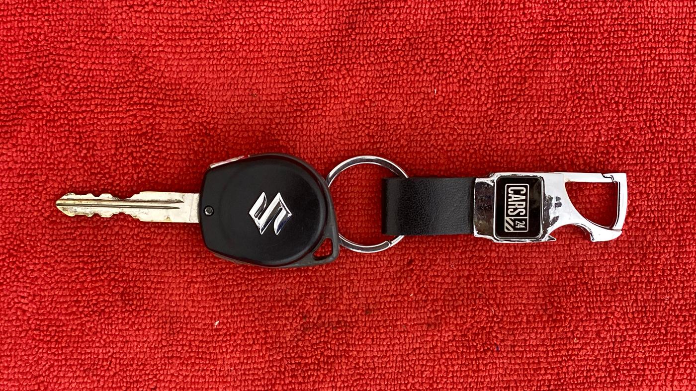 2013 Maruti Swift Dzire VXI, Petrol, Manual, 37,622 km, Key Close Up