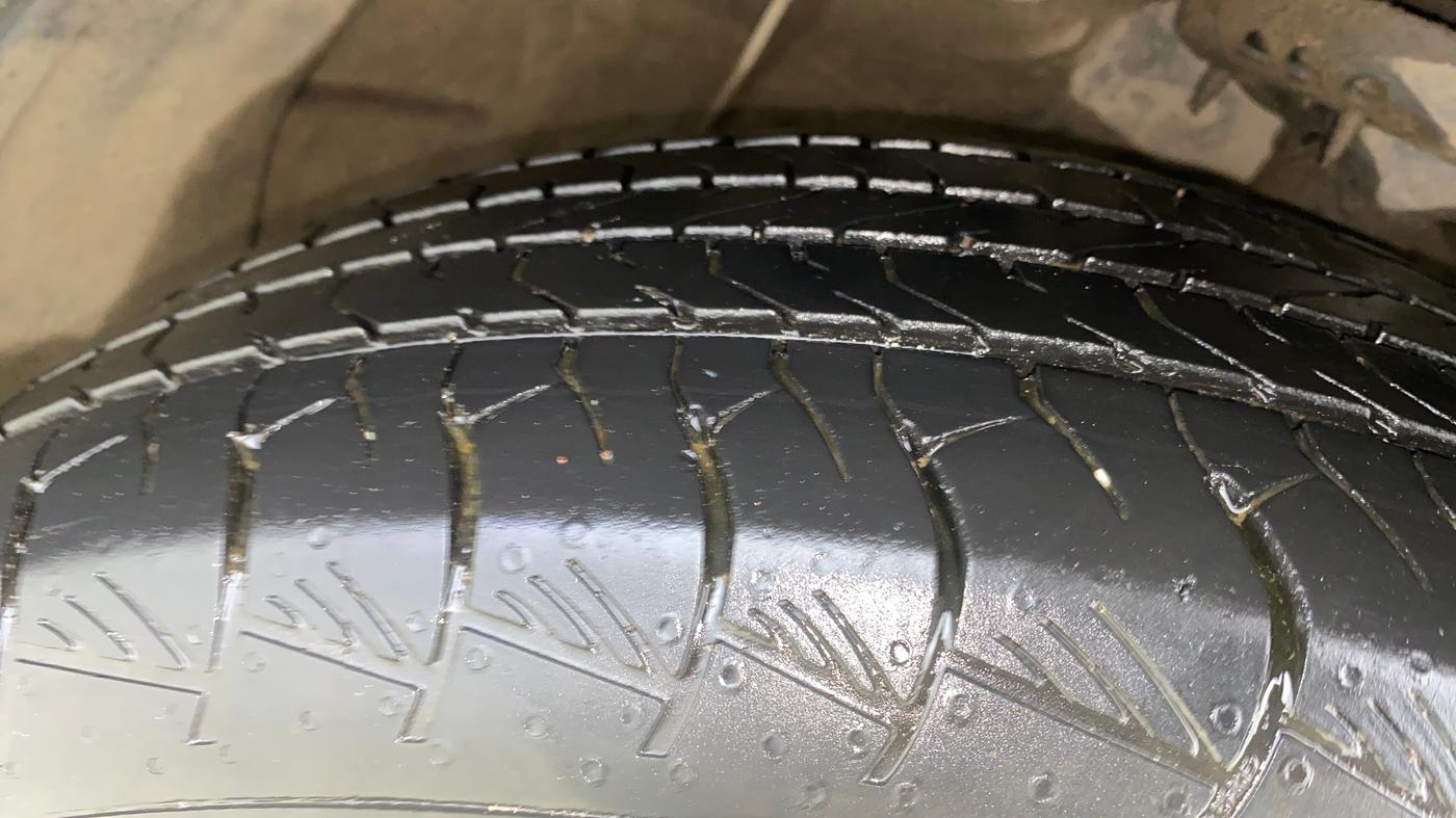 2022 Hyundai ALCAZAR PLATINUM(O) 7STR 1.5 AT, Diesel, Automatic, 55,324 km, Right Front Tyre Tread