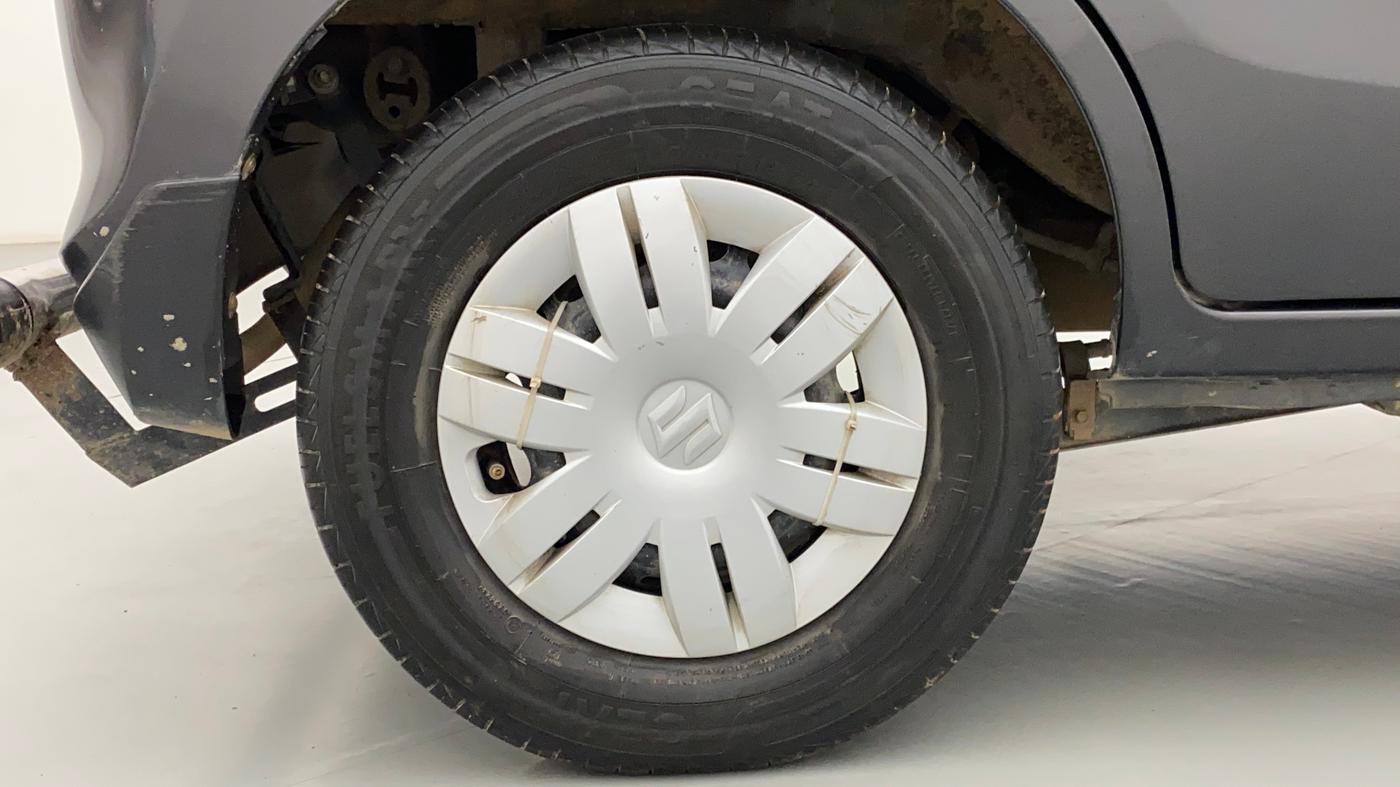 2021 Maruti Alto VXI PLUS, Petrol, Manual, 31,635 km, Right Rear Wheel