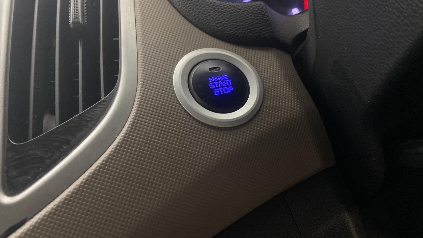 2017 Hyundai Creta SX PLUS AT 1.6 PETROL, Petrol, Automatic, 1,27,777 km, Keyless Start/ Stop Button