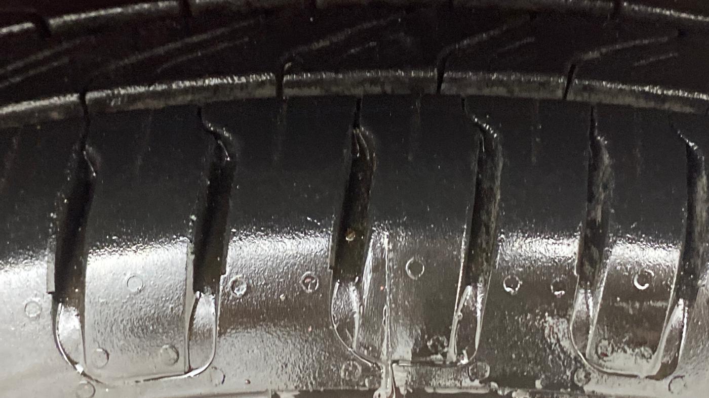 2017 Maruti Dzire ZDI, Diesel, Manual, 79,469 km, Right Front Tyre Tread
