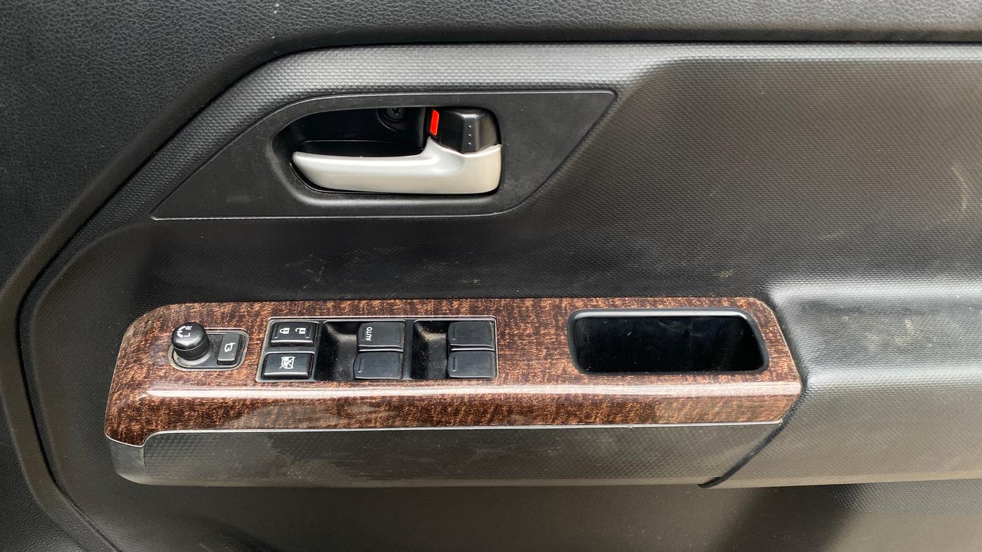 2019 Maruti New Wagon-R ZXI 1.2 AMT, Petrol, Automatic, 19,698 km, Driver Side Door Panels Control