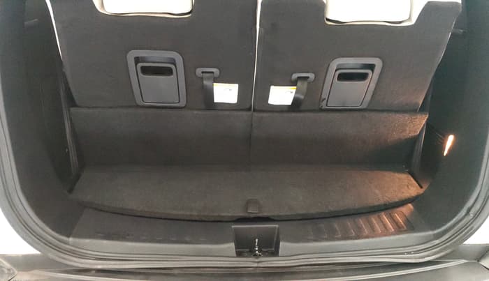 2021 Tata Safari XZA PLUS, Diesel, Automatic, 42,336 km, Boot Inside