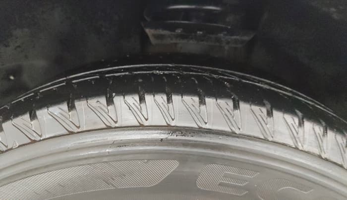 2021 Tata Safari XZA PLUS, Diesel, Automatic, 42,336 km, Left Front Tyre Tread