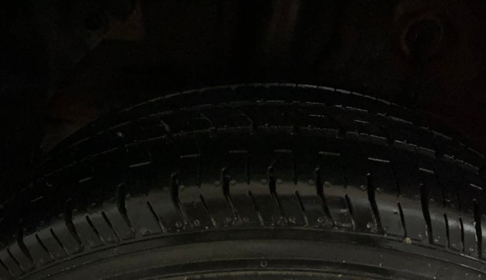 2014 Hyundai Elite i20 SPORTZ 1.2, Petrol, Manual, 45,567 km, Right Rear Tyre Tread