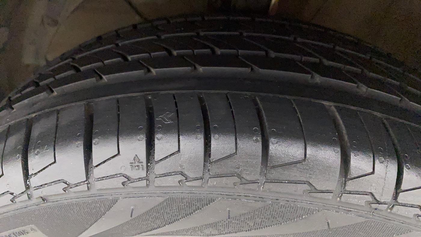 2019 Maruti Baleno ZETA PETROL 1.2, Petrol, Manual, 55,854 km, Left Front Tyre Tread