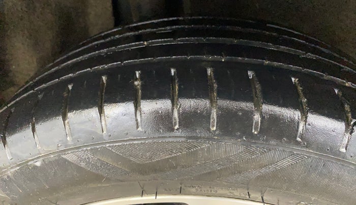 2021 Maruti Baleno ZETA PETROL 1.2, Petrol, Manual, 53,607 km, Right Rear Tyre Tread