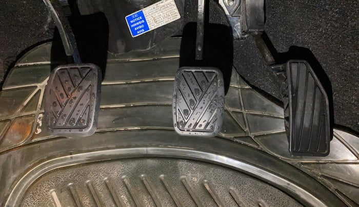 2021 Maruti Baleno ZETA PETROL 1.2, Petrol, Manual, 53,607 km, Pedals