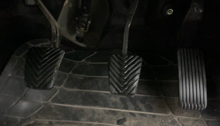 2019 Hyundai Verna 1.6 VTVT SX, Petrol, Manual, 75,966 km, Pedals