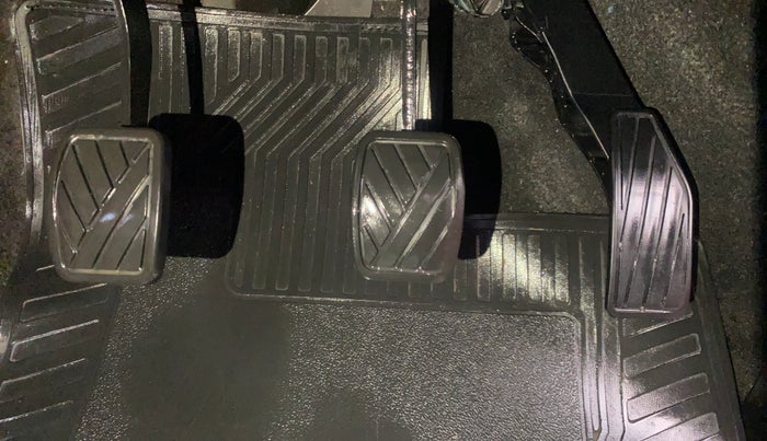 2020 Maruti S PRESSO VXI, Petrol, Manual, 39,608 km, Pedals