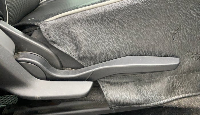 2021 Maruti Baleno ALPHA PETROL 1.2, Petrol, Manual, 37,741 km, Driver Side Adjustment Panel