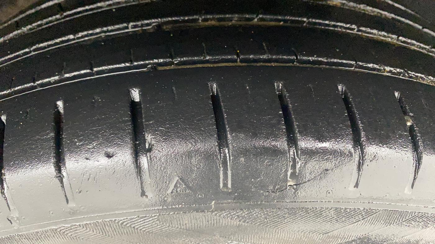 2021 Maruti Baleno ALPHA PETROL 1.2, Petrol, Manual, 37,793 km, Left Rear Tyre Tread