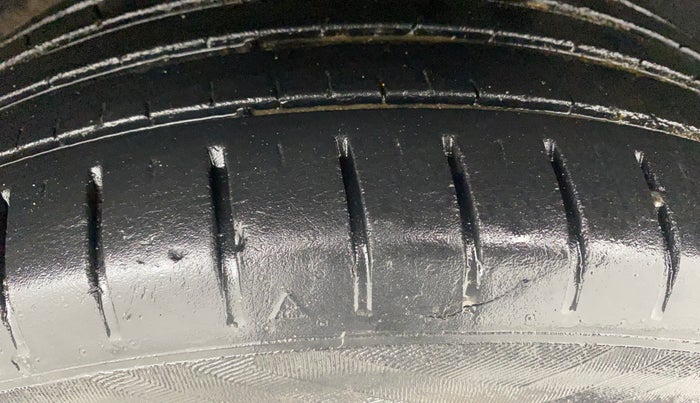 2021 Maruti Baleno ALPHA PETROL 1.2, Petrol, Manual, 37,741 km, Left Rear Tyre Tread