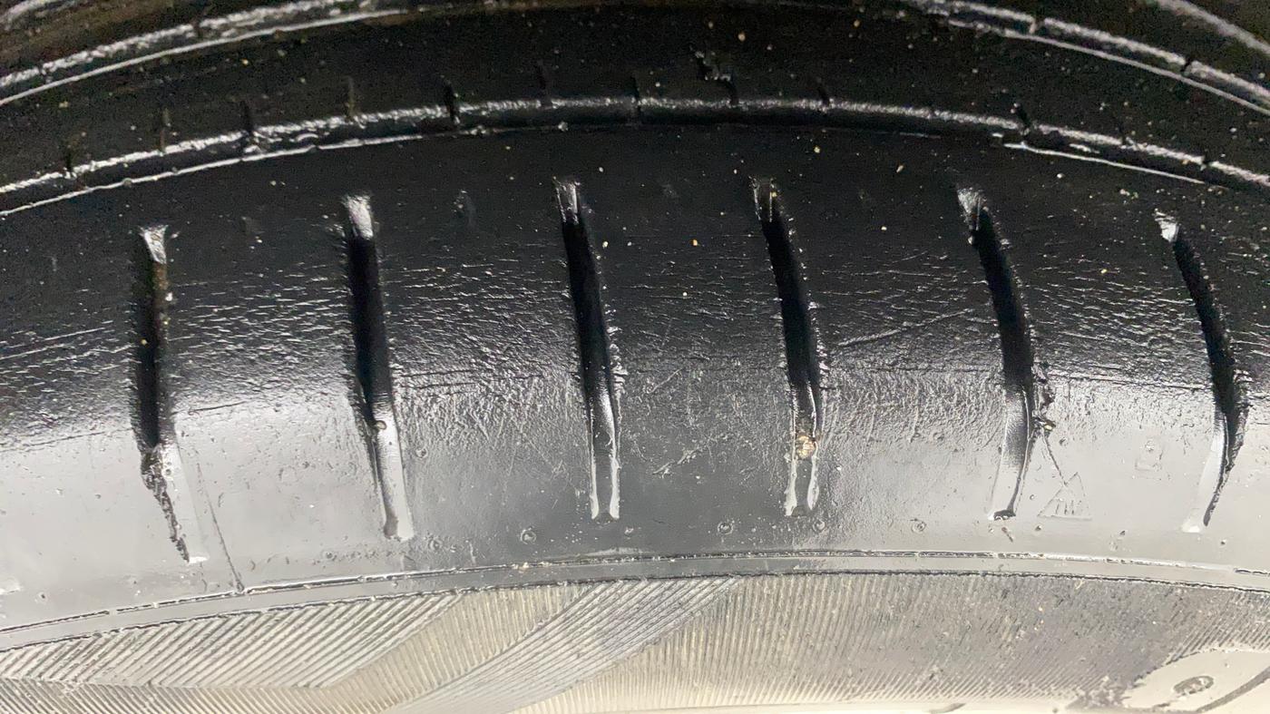 2021 Maruti Baleno ALPHA PETROL 1.2, Petrol, Manual, 37,793 km, Right Rear Tyre Tread