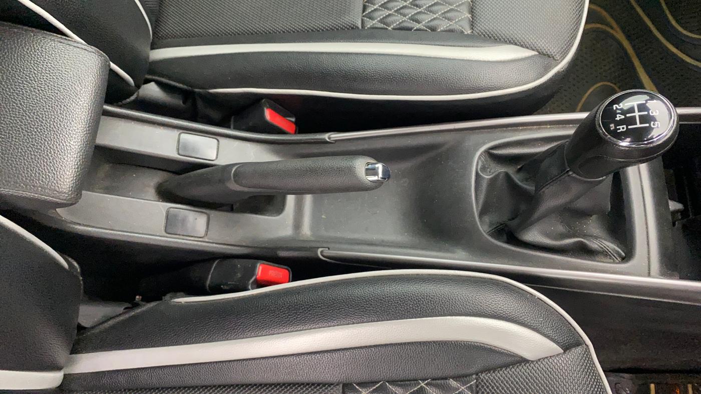 2021 Maruti Baleno ALPHA PETROL 1.2, Petrol, Manual, 37,793 km, Gear Lever