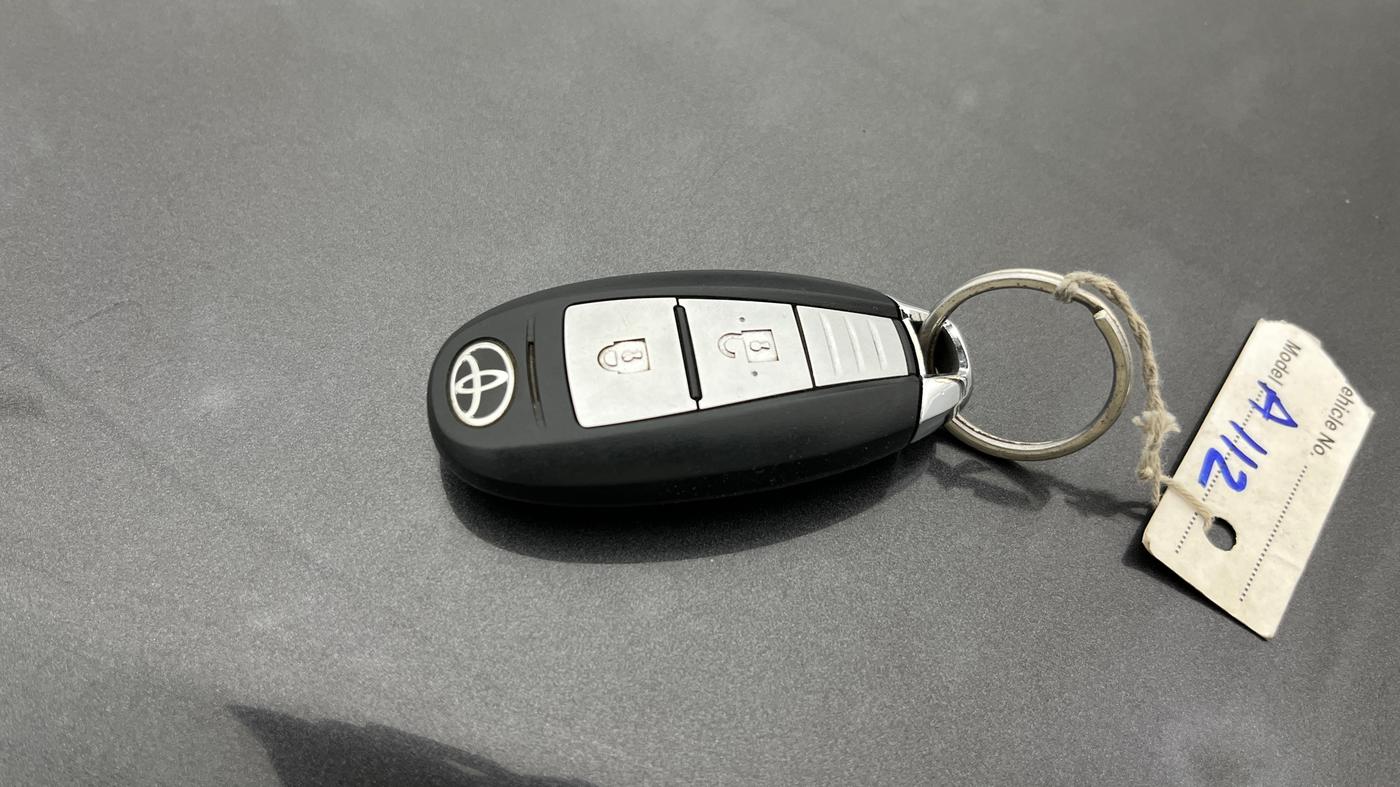 2021 Toyota URBAN CRUISER MID GRADE AT, Petrol, Automatic, 33,078 km, Key Close Up