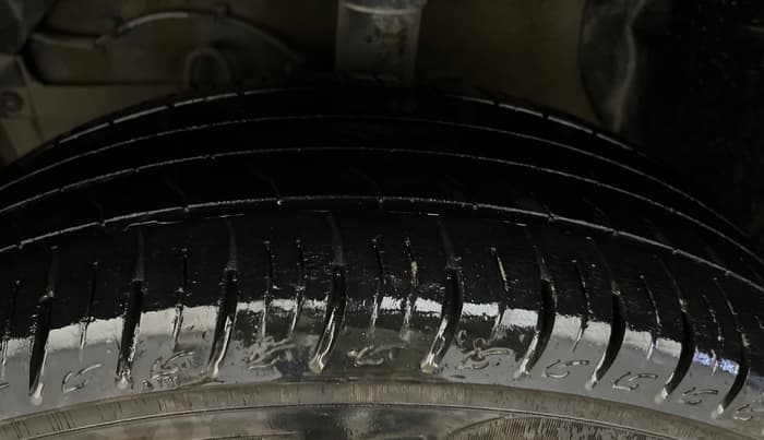2021 Toyota URBAN CRUISER MID GRADE AT, Petrol, Automatic, 33,078 km, Left Front Tyre Tread