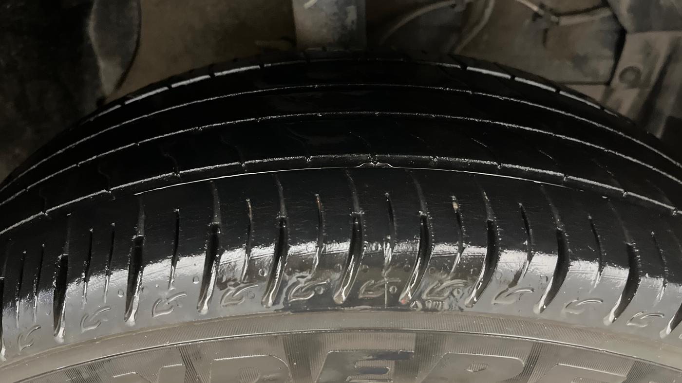 2021 Toyota URBAN CRUISER MID GRADE AT, Petrol, Automatic, 33,078 km, Right Front Tyre Tread