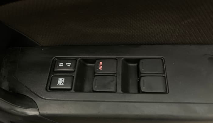 2021 Toyota URBAN CRUISER MID GRADE AT, Petrol, Automatic, 33,078 km, Driver Side Door Panels Control
