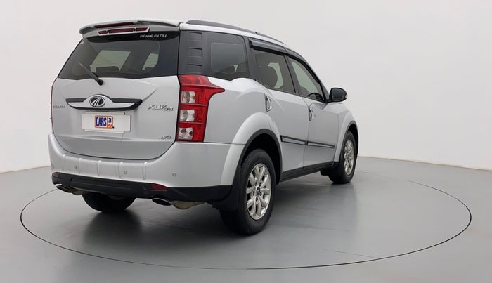 2018 Mahindra XUV500 W9, Diesel, Manual, 98,201 km, Right Back Diagonal