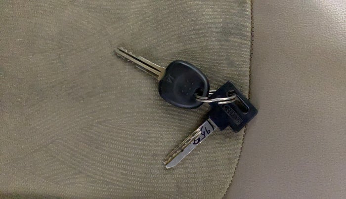 2015 Hyundai i10 MAGNA 1.1, Petrol, Manual, 47,411 km, Key Close Up