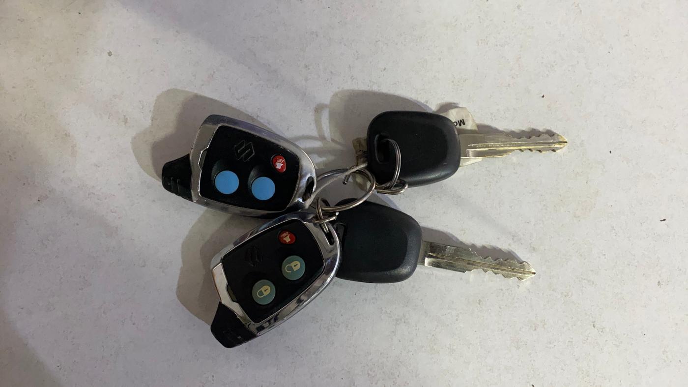 2023 Maruti Swift LXI, Petrol, Manual, 51,489 km, Key Close Up