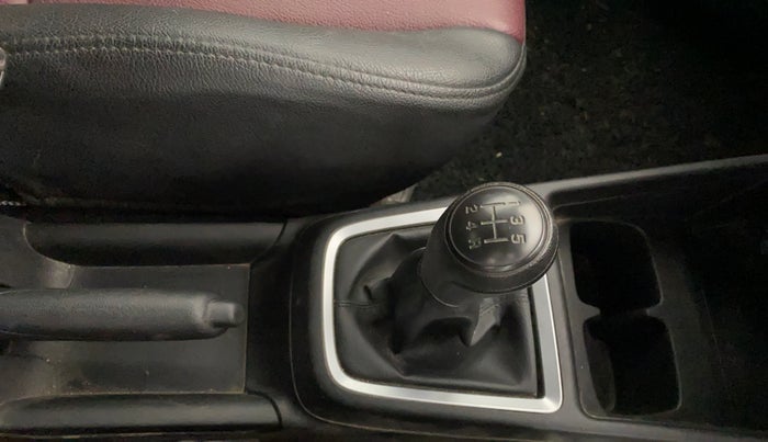 2023 Maruti Swift LXI, Petrol, Manual, 51,489 km, Gear Lever