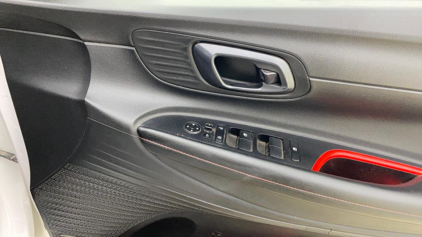 2023 Hyundai NEW I20 N LINE N8 1.0 TURBO DCT, Petrol, Automatic, 27,172 km, Driver Side Door Panels Control