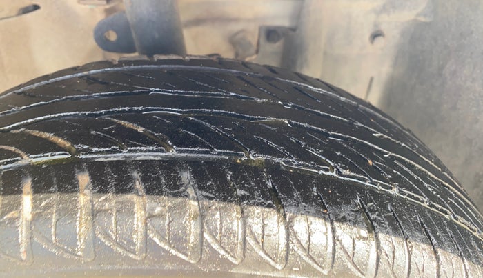 2018 Nissan Micra Active XV, Petrol, Manual, 77,183 km, Right Front Tyre Tread