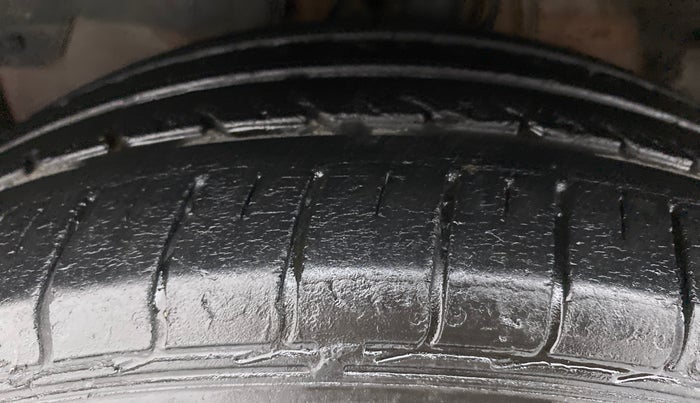 2014 Honda City 1.5L I-VTEC S MT, Petrol, Manual, 56,439 km, Left Front Tyre Tread