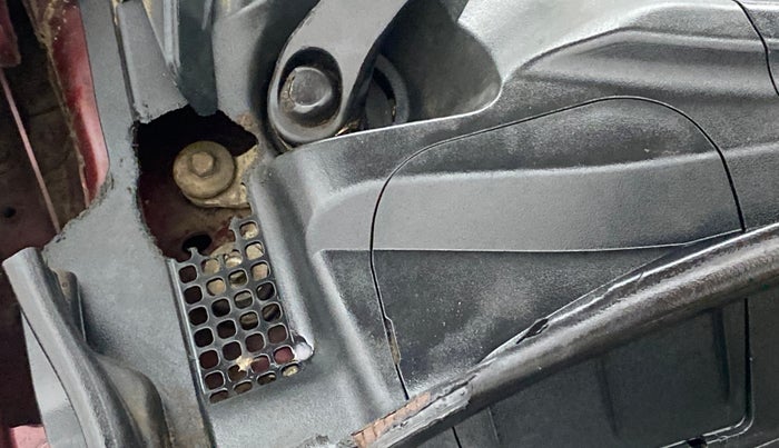 2014 Honda City 1.5L I-VTEC S MT, Petrol, Manual, 56,439 km, Bonnet (hood) - Cowl vent panel has minor damage