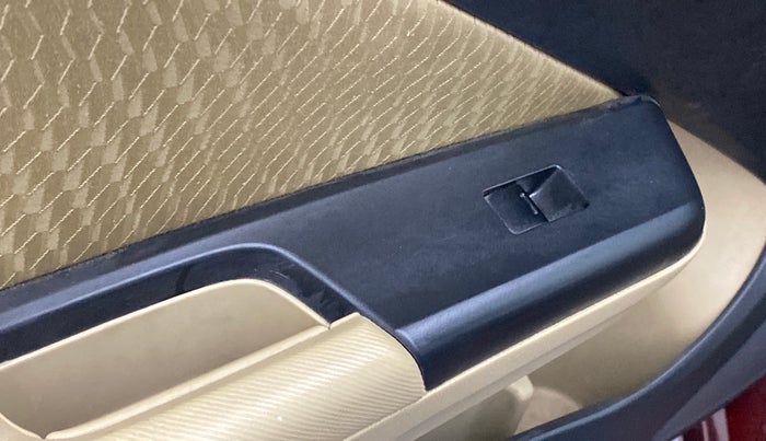2014 Honda City 1.5L I-VTEC S MT, Petrol, Manual, 56,439 km, Left front window switch / handle - Power window makes minor noise