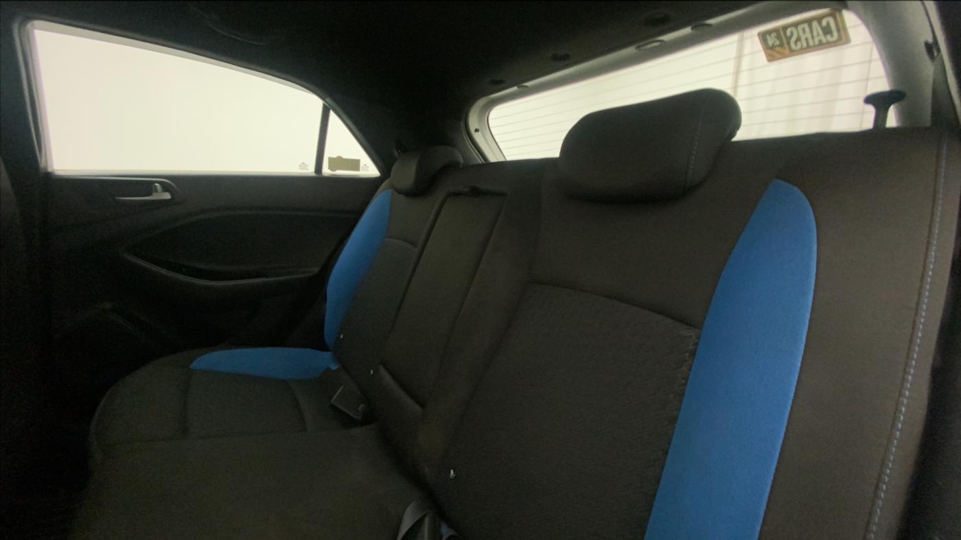 2018 Hyundai i20 Active 1.2 SX, Petrol, Manual, 78,963 km, Right Side Rear Door Cabin