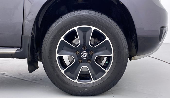 2017 Renault Duster RXZ AMT 110 PS, Diesel, Automatic, 80,077 km, Right Front Wheel